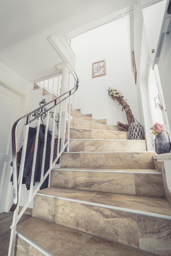 Haus Victoria Apartment Санкт Гилген Екстериор снимка